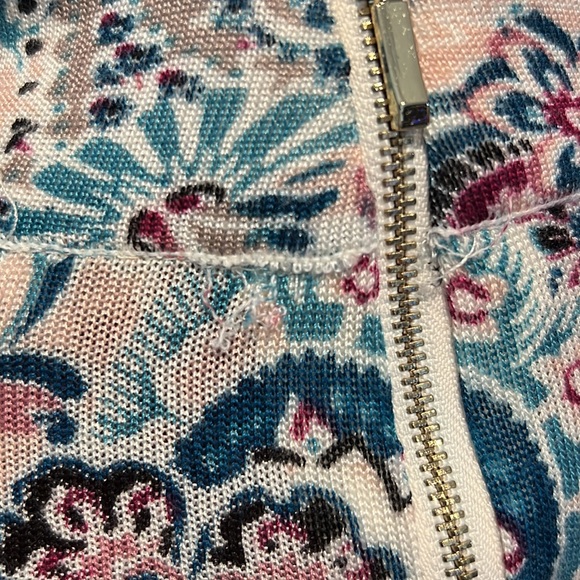 🪷 Chicos size 2 shirt 🪷 - Picture 10 of 11